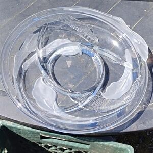 Clear Glass Serving Bowl with Leaf Motif